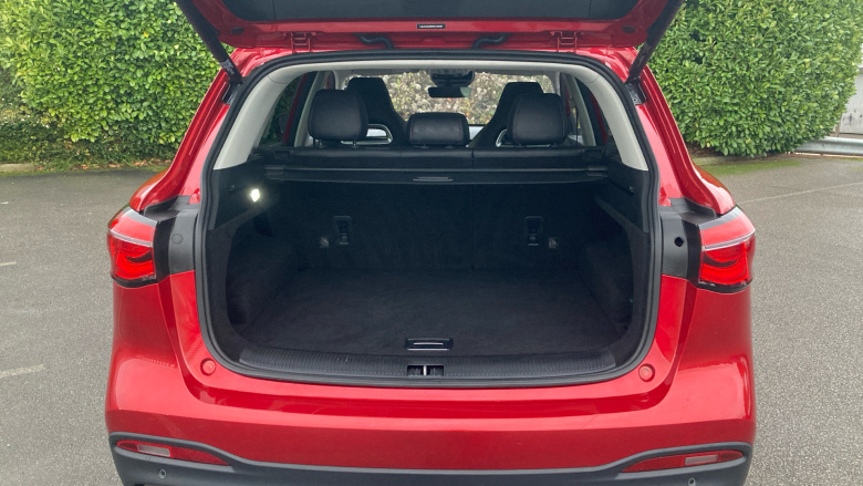 MG Hs 1.5 T-GDI Exclusive 5dr DCT Petrol Hatchback